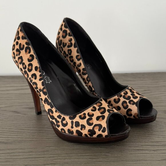 ALDO Leopard Print Hair Material Peep Toe Pumps - Size 8 (38) - Picture 1 of 10